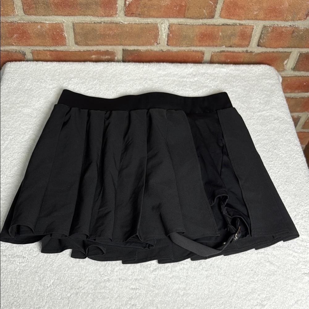 NEW Halara Pleated Skirt